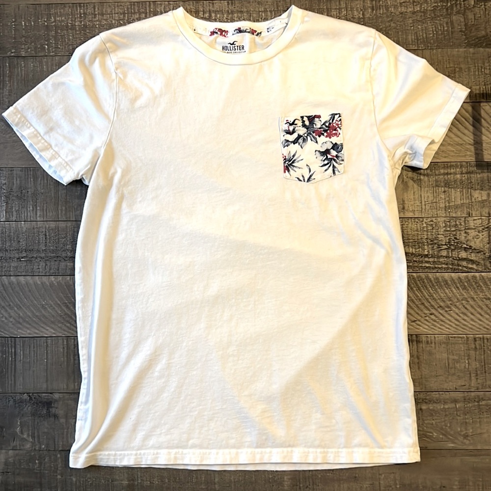 Hollister T-shirt